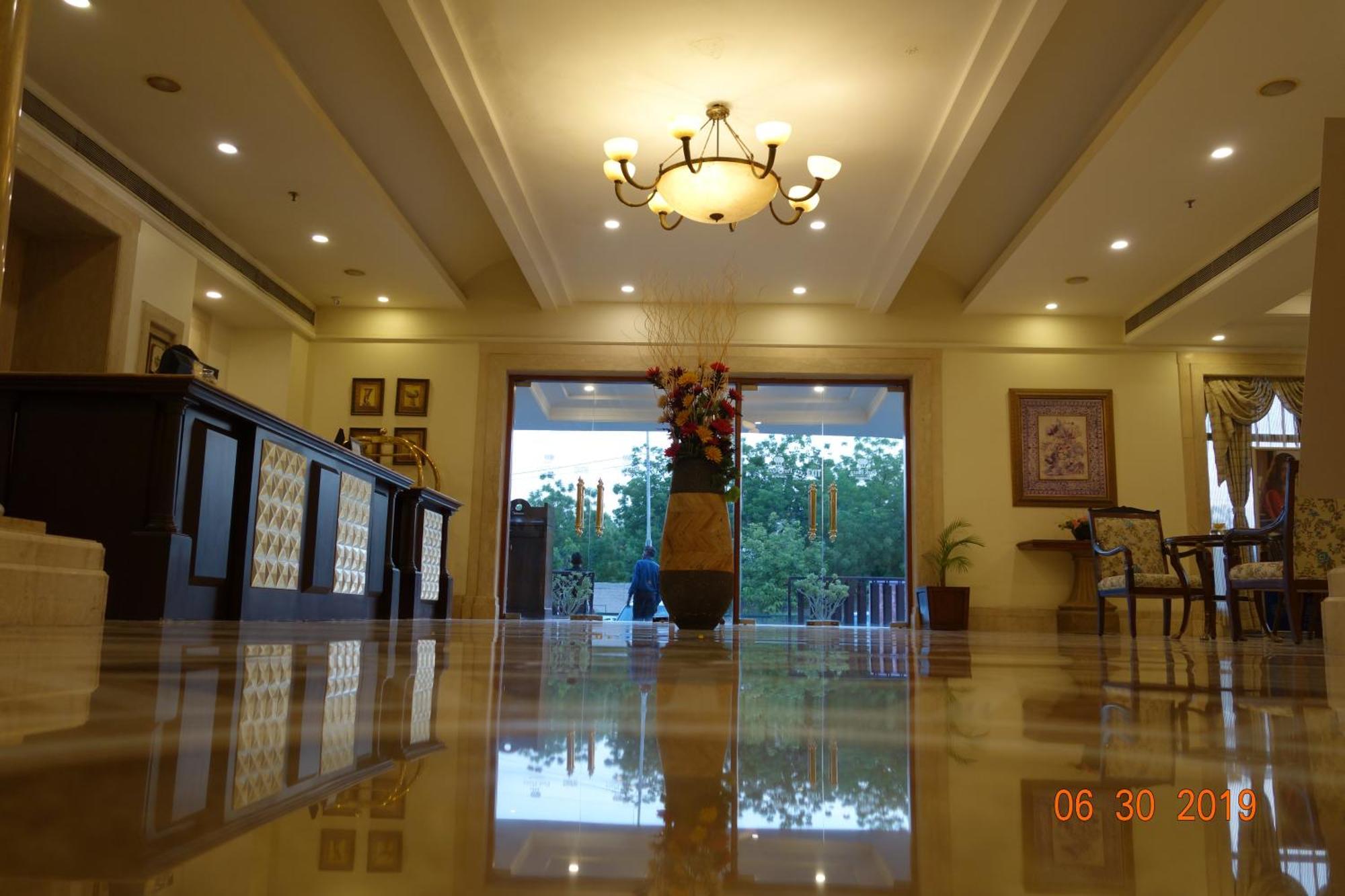 Отель Park Plaza Jodhpur Джодхпур Экстерьер фото